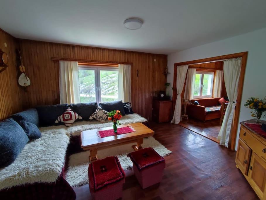 Holiday home Cemerno